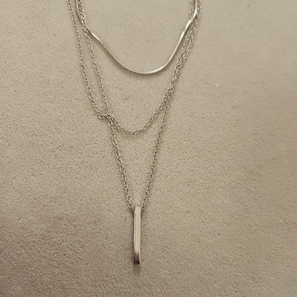 New Layered Bar Necklace - Picture 2 of 2